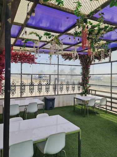 Comentarii opinii despre مطعم فريج المباركية للمأكولات الكويتية