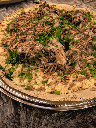 Opinii despre منسف اكسبريس în جدة - الضيافة