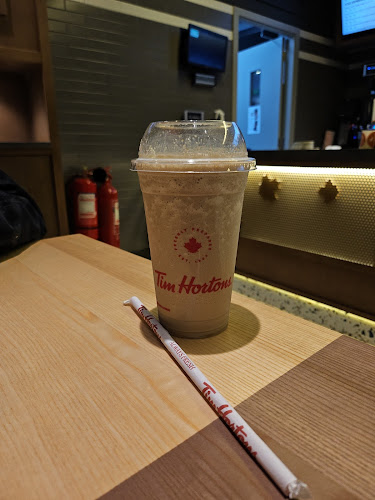 تيم هورتينز . فرع القطيف( الشاطئ) - الدمام