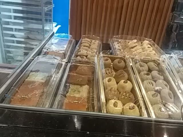 لقيمات وحلويات العلمي