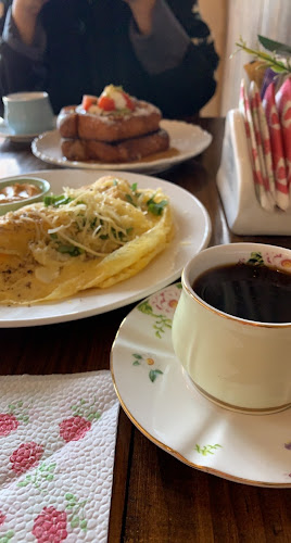 LaFamiglia Bistro Cafe لافاميليا بيسترو كافيه - الضيافة