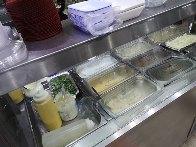 طريق عمر بن عبد العزيز الفرعي، الزهراء، الرياض 12812