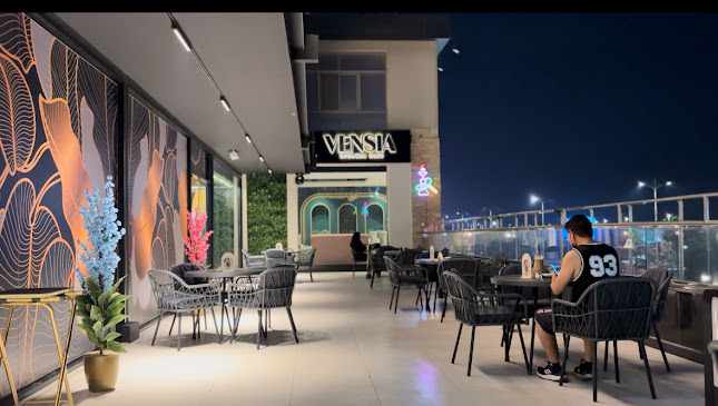 Comentarii opinii despre فينسيا لاونج ومقهى Vensia Lounge & Cafe