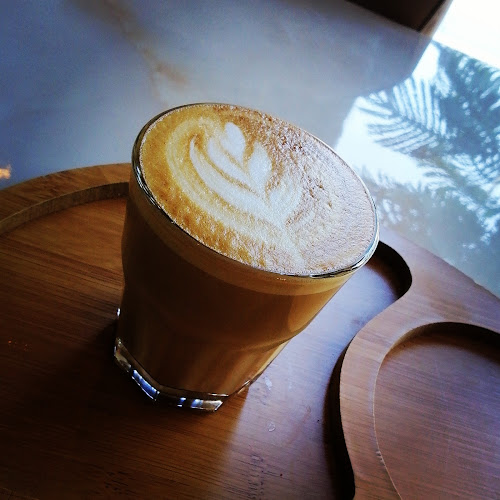 Opinii despre كافيه ومقهى روزانا în مكة - الضيافة