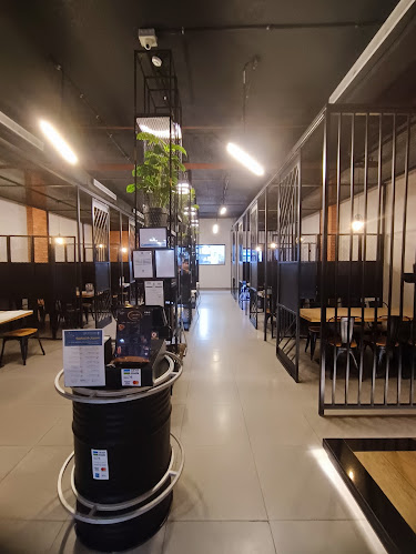 سكامبي - الضيافة