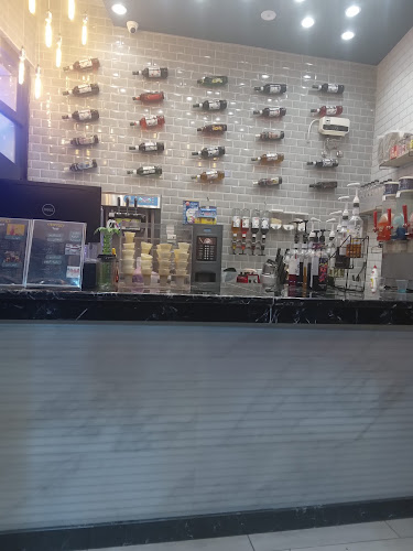 ايس كريم وعصير إنرجي تيست