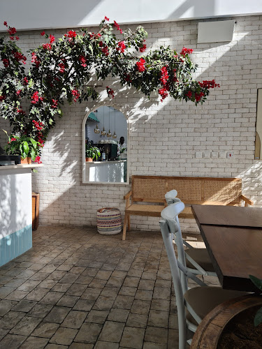 هيلينا بيتزاريا