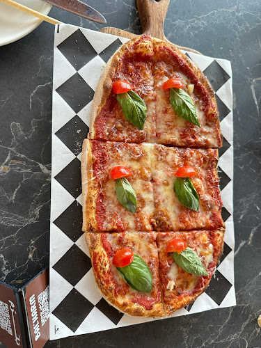 مطعم بلرم - الضيافة