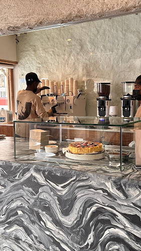 Comentarii opinii despre تشيريه كافيه