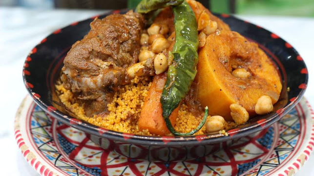 Comentarii opinii despre مطعم هنا تونس