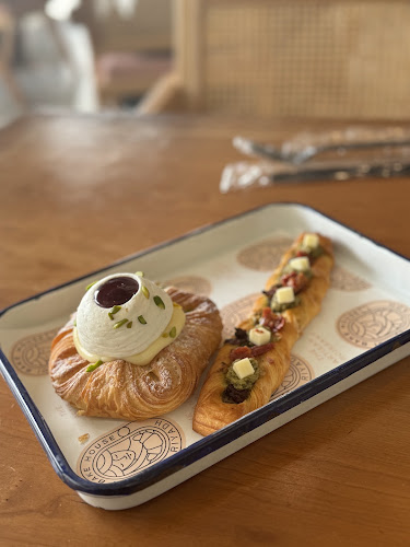 كروي بيت الخبز - الضيافة