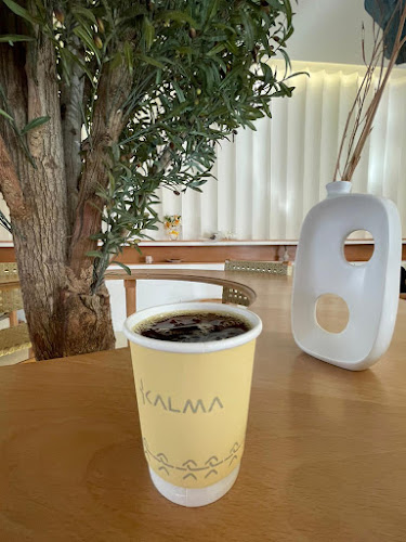 مقهى كالما - الضيافة