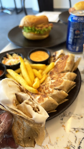 مطعم كل وقت