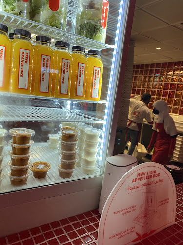 سومو سايز بيتزا - الضيافة