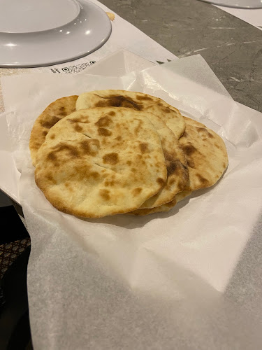 Comentarii opinii despre مطعم ومقهي قوزيل سراي