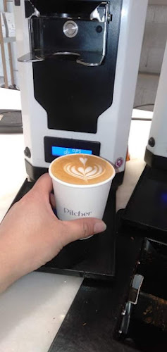 مقهى بيتشر | pitcher cafe