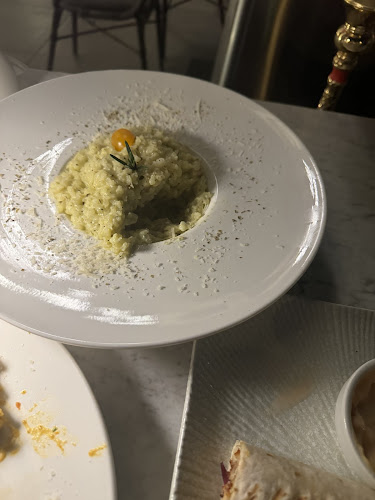 لي لي لاونج - الرياض