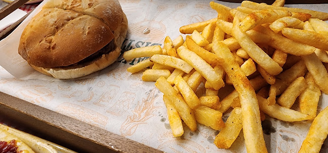 7 بلكانس بسترو