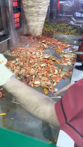 شاورما شاكر القديم - جدة