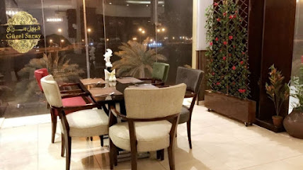 مطعم ومقهي قوزيل سراي