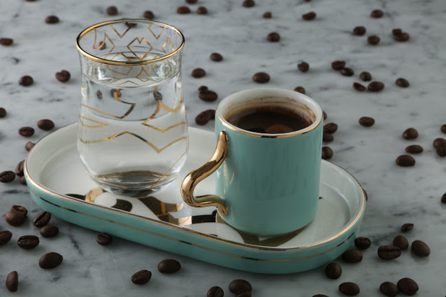 لي لي لاونج