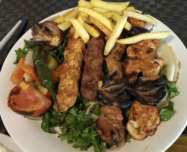 شاورما و وفلافل مُهلهل - الضيافة