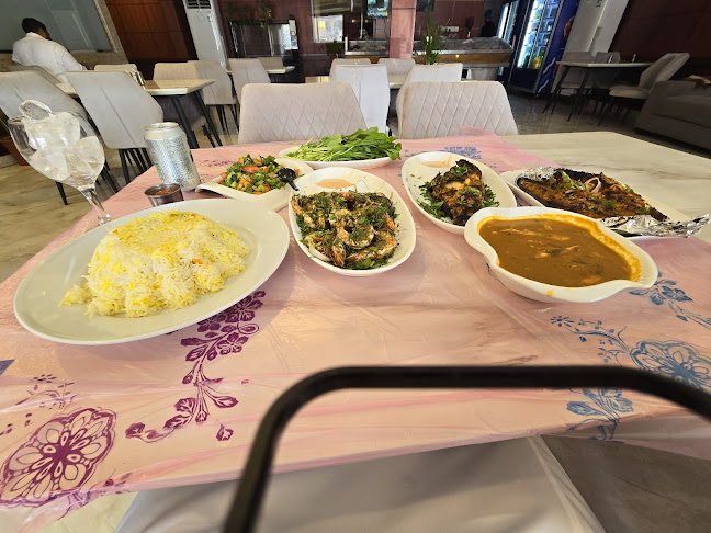 أسماك أمي العودة - الضيافة