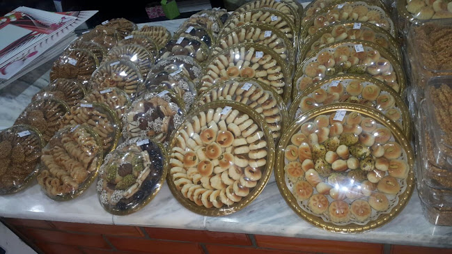 حلويات ومعجنات اكليل الجبل - المجمعة