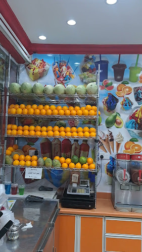 ايس كريم وعصيرات السندباد - مكة