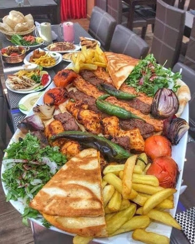 Opinii despre مطعم العمري للأكلات الشعبية în بيشة - الضيافة