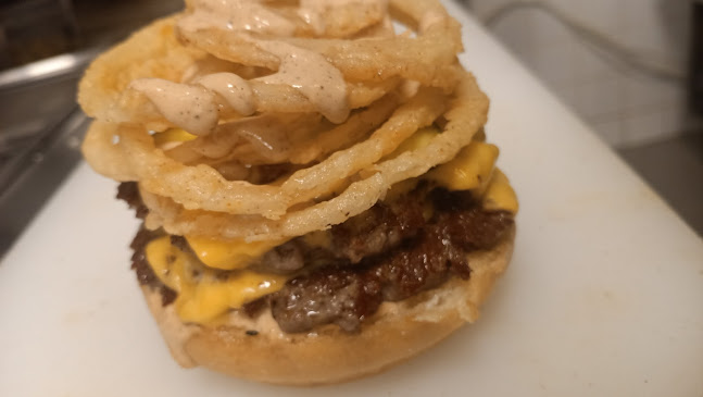 ريجل برجر - الضيافة