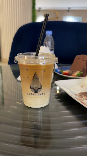 LUGAR CAFE لوقار كوفي