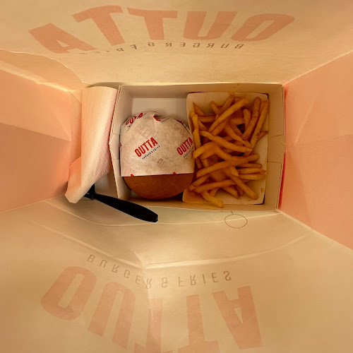 OUTTA | أوتا - الرياض