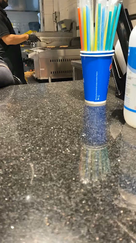 Opinii despre برجر أروما Burger Aroma în مكة - الضيافة