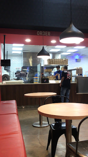 Opposite to Al Mukhamilih Hotel، طريق الأمير عبد المجيد، الجمعة، المدينة المنورة 42316