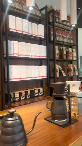 كيفاهان كافيه - الضيافة