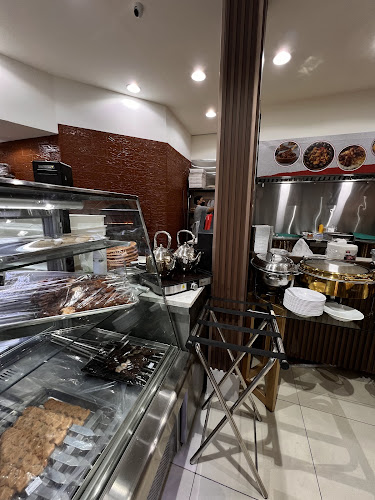 مقابل البلدية، عبدالله بن رواحة، السليمانية، الرياض 11564