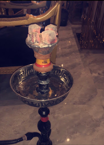 كوفي ولاونج ياني - الضيافة