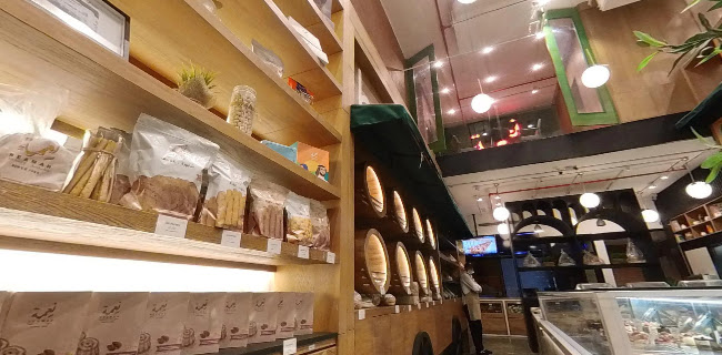 Opinii despre Neamah Bakery and Sweets - مخابز وحلويات نعمة în جدة - الضيافة