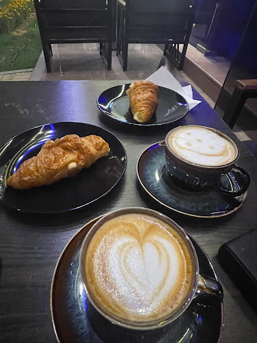 كرسنت كافيه - Crescent cafe