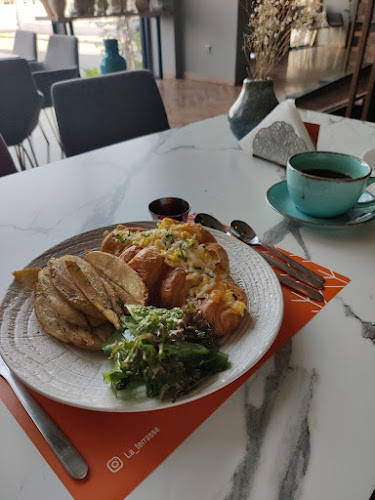 La Terrasse - الهفوف‎