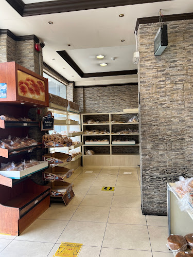 Comentarii opinii despre مخابز وحلويات شبرا الآلية