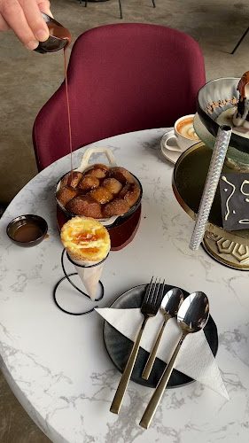 ALCOVE The Lounge - الضيافة