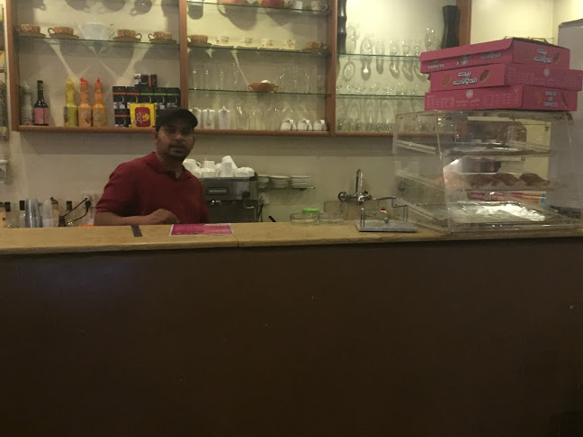 دي تي كافيه - الضيافة