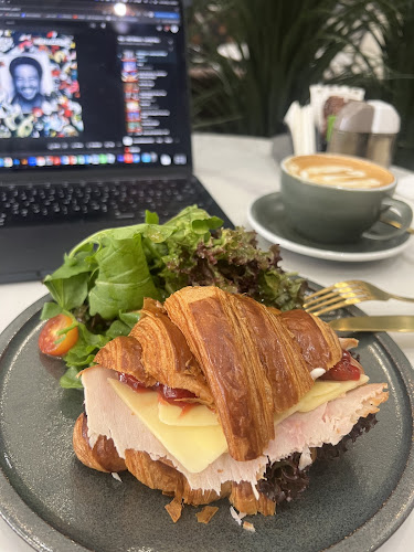 204a شارع العليا، العليا، الرياض 12222