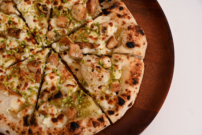 مطعم شاورما وبيتزا - الطائف