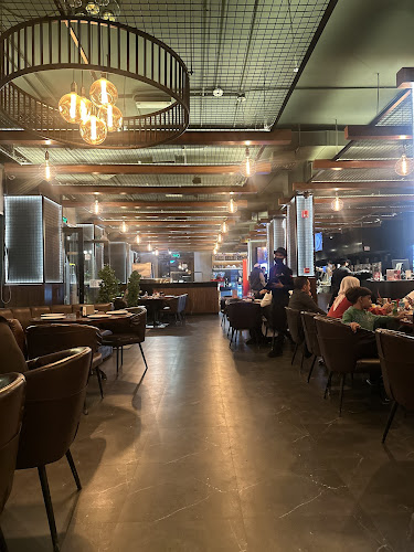 Riyadh - Al Tahliyah Street, السليمانية، الرياض 12242