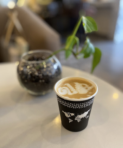 Opinii despre محمصة ومقهى حزام البن în الرس - الضيافة