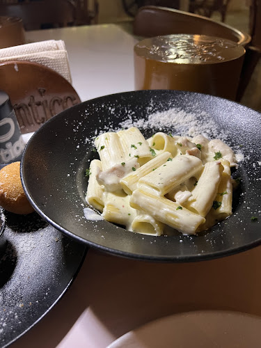 Opinii despre مطعم لانتيكو | L’antico Restaurant în أبها - الضيافة