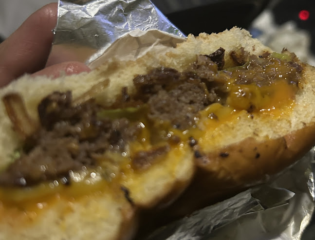 مطعم فريق البرجر Burger Team - المبرز